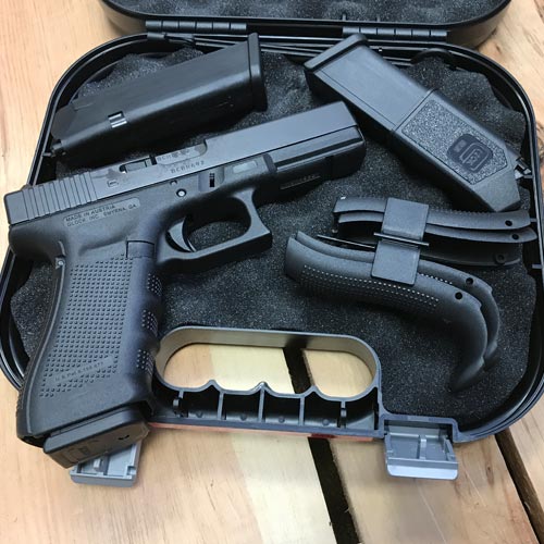 Glock 17 Gen4 9mm Handgun - Pg1750203